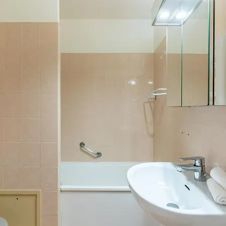 Apartment Plaza - Balcon - Parking Prive - Centre Deauville
